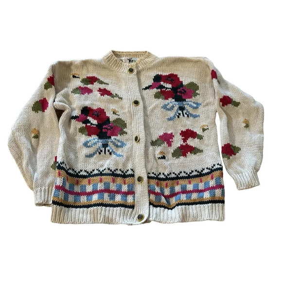 i ya Sweaters - i ya vintage knit floral cardigan size medium/large